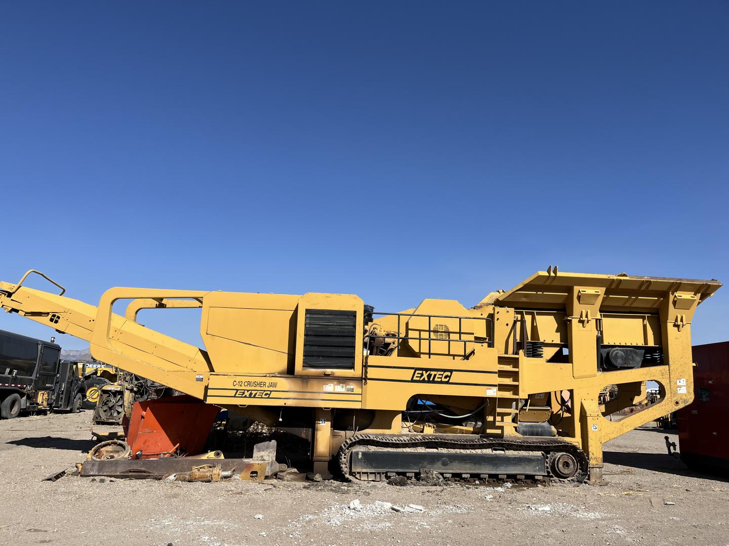 ./imagenes/INVOICE/2019/14438/TRITURADORA DE PIEDRA EXTEC C12 (8).JPG